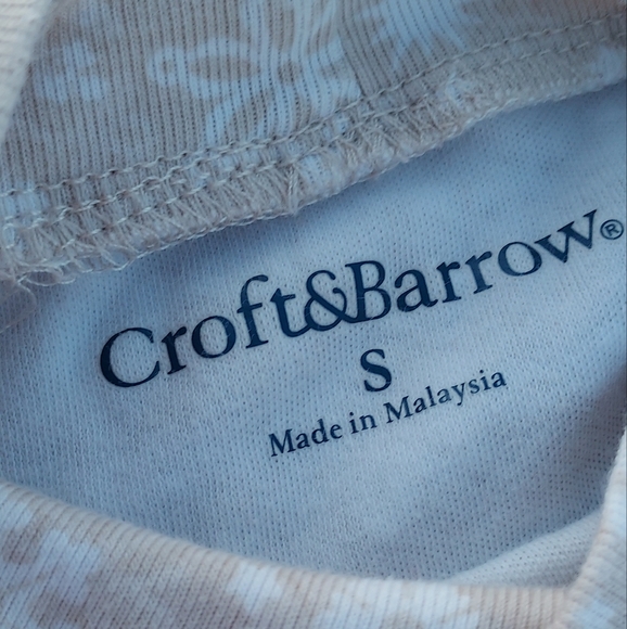 Croft and Barrow Women's Mockneck Snowflake Tee - Picture 2 of 4